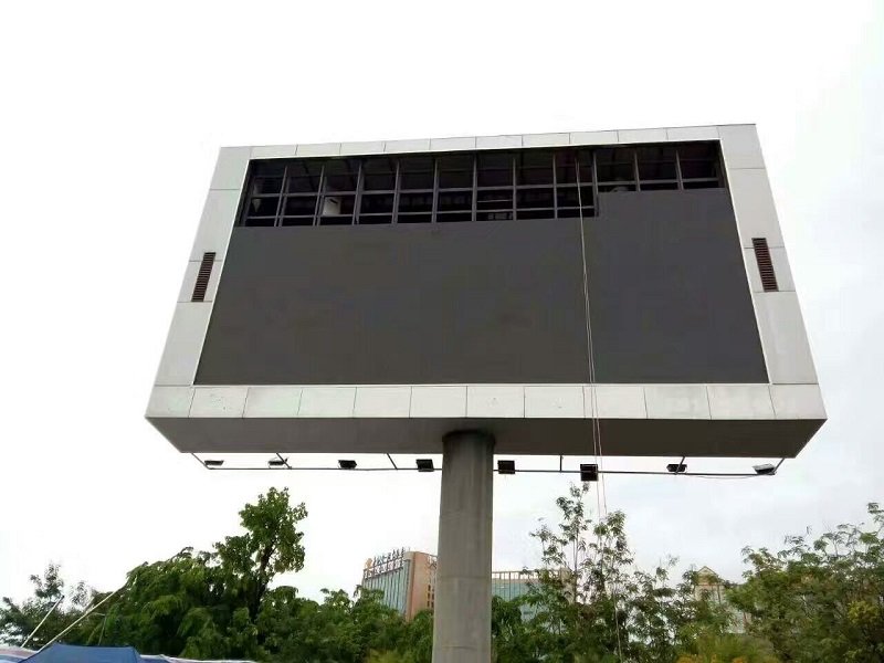 戶外led顯示屏多少錢(qián)？如何選擇公司？
