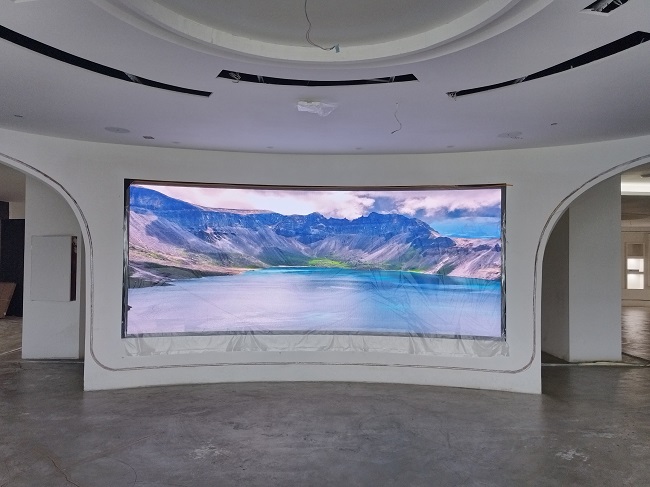 華邦瀛賦能四川興坤社區(qū)，智慧展廳解決方案全展示
